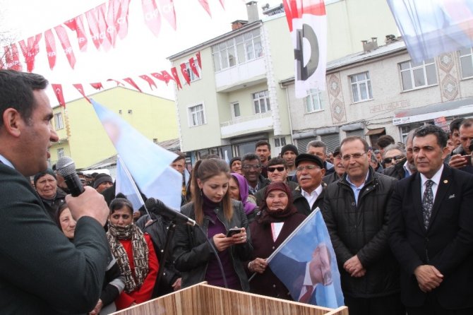 Önal: "Biz Damalı kahve köşelerinde değil 24 saat görev bilinciyle ve sevdasıyla yönettik"