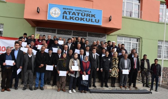 Çamlıyayla’da iyi tarım uygulamaları ve arıcılık kurslarını tamamlayanlar sertifikalarını aldı