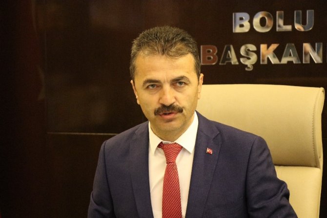 AK Parti Bolu İl Başkanı Nurettin Doğanay, Belediye Başkanı seçilen Tanju Özcan'ı tebrik etti
