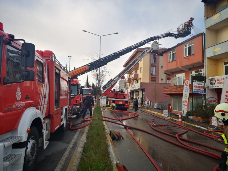 İstanbul Pendik Şifa Mahallesinde Yangın Meydana Geldi