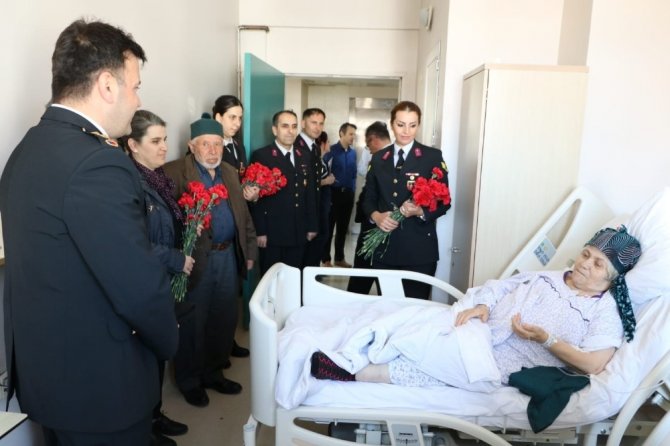 Jandarmadan örnek davranış 2 Nisan 2019