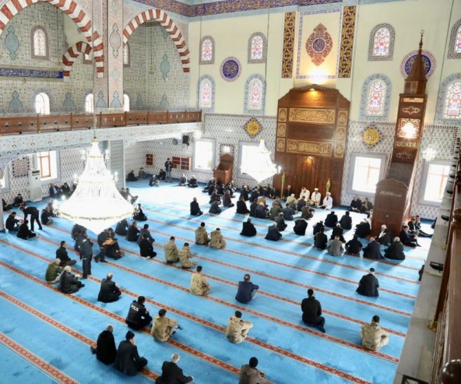 10 Nisan Polis Haftası kapsamında Bingöl’de şehitler için mevlit okutuldu