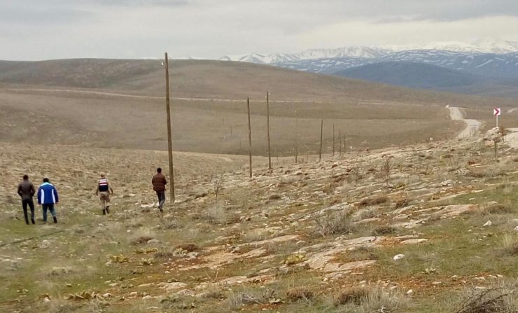 Kahramanmaraş'da Kablo Çalan Hırsızlar Suçüstü Yakalandı
