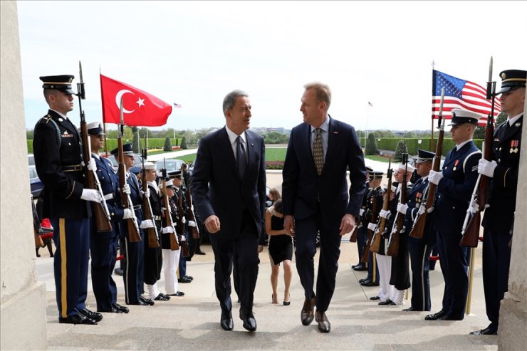 Bakan Akar, Shanahan ile Suriye'deki son dönem gelişmeler hakkında görüştü