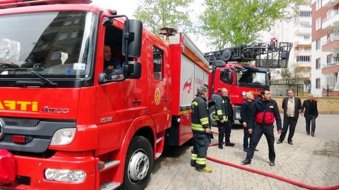 Diyarbakır’ın Bağlar ilçeisnde korkutan yangın