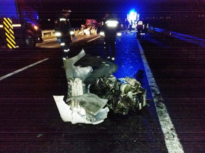 Niğde'nin Ulukışla ilçesinde Tır ile otomobil çarpıştı: 1 ölü