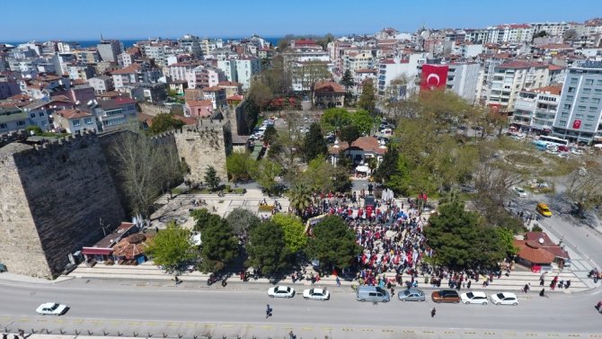 Sinop'ta 23 Nisan Ulusal Egemenlik ve Çocuk Bayramı coşku içinde kutlandı.