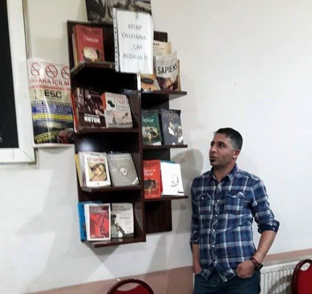 Adıyaman Sincik'te en az 1 saat Kitap okuyana çay ve kahve bedava