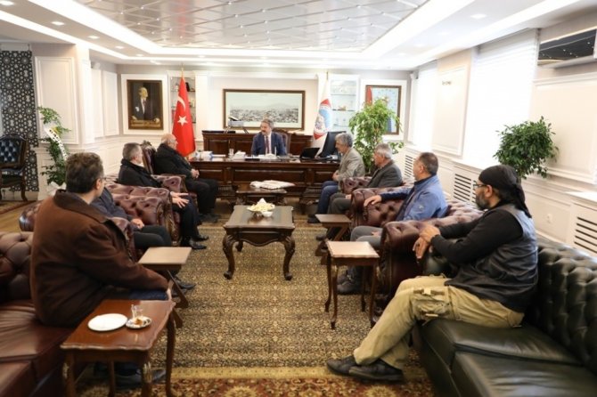 Melikgazi Belediye Başkanı'na tebrik ziyareti