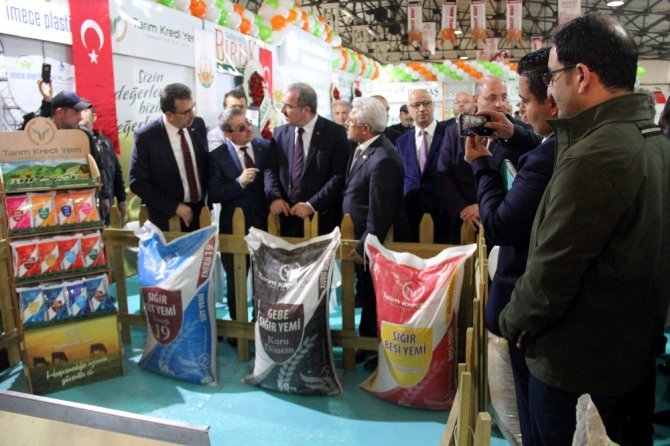 Seracılık ve Süt Endüstrisi Fuarı (KÜTAF) törenle ziyarete açıldı
