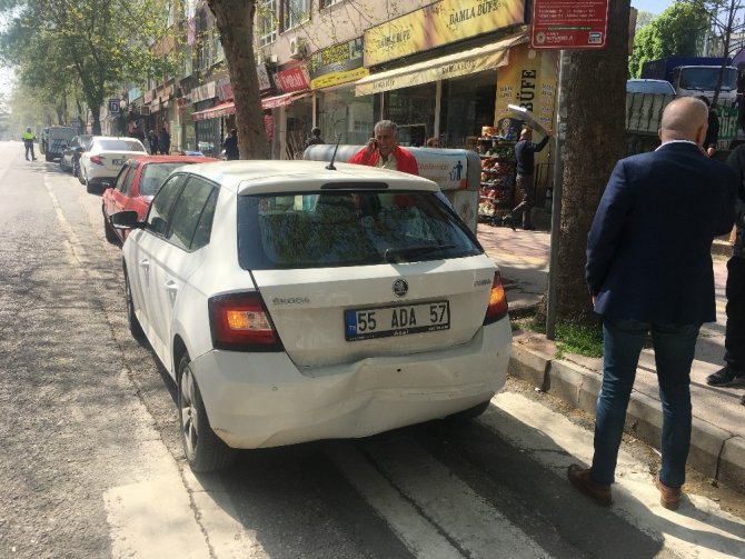 Samsun'da iki otomobilin çarpışması sonucu meydana gelen trafik kazasında 1 kişi yaralandı