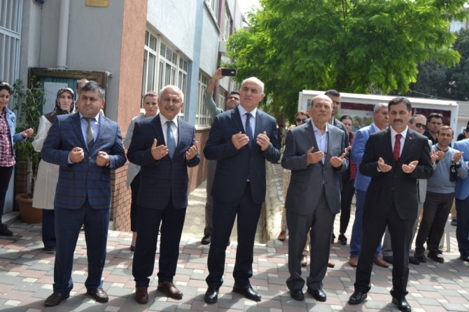 Siirt'te Şehit teğmen için mezun olduğu lisede şehit köşesi oluşturuldu