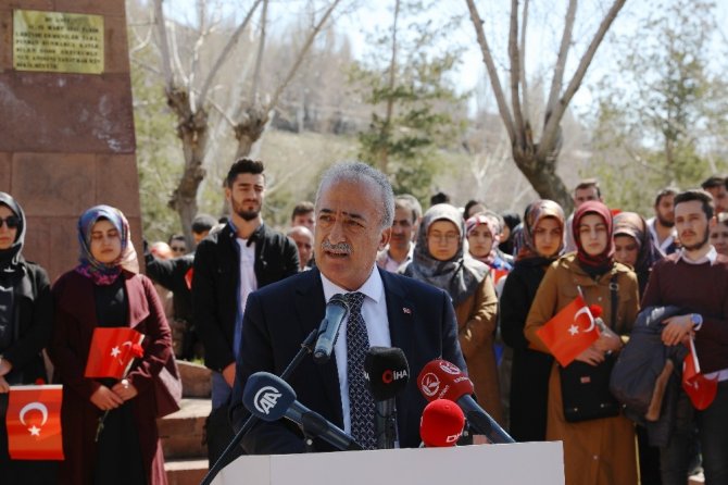Atatürk Üniversitesi; Yanıkdere Şehitlerini anarak, Fransa’nın 24 Nisan Kararına tepki gösterdi