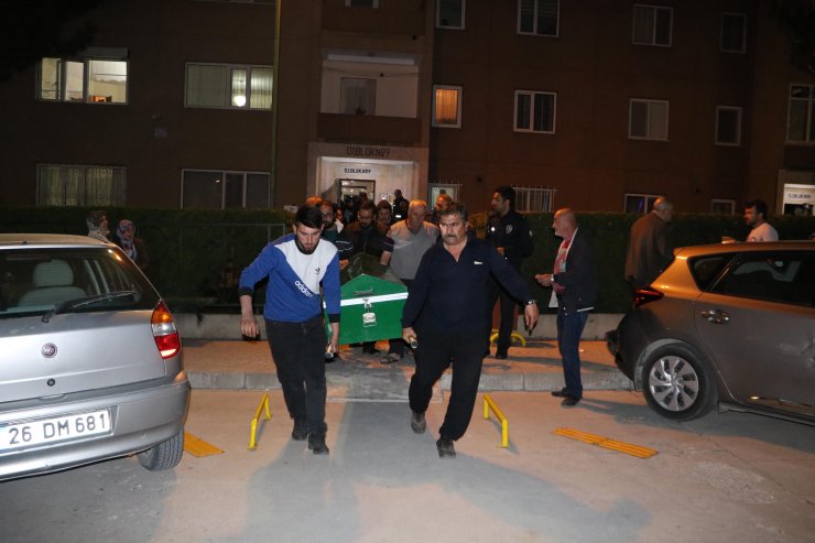 tepebaşı belediyesinde çalışan Şükrü Tosun Evinde ölü bulundu