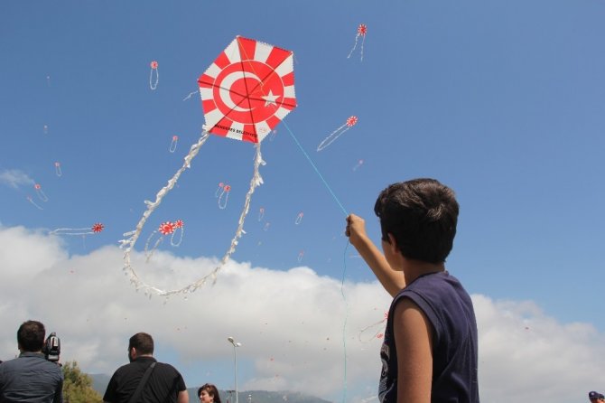 10'uncusu düzenlenecek Menderes Uçurtma Festivali 5 Mayıs Pazar günü gerçekleşecek