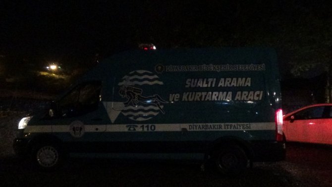 Bir kadının Dicle nehrine atlayarak intihar ettiği iddiası