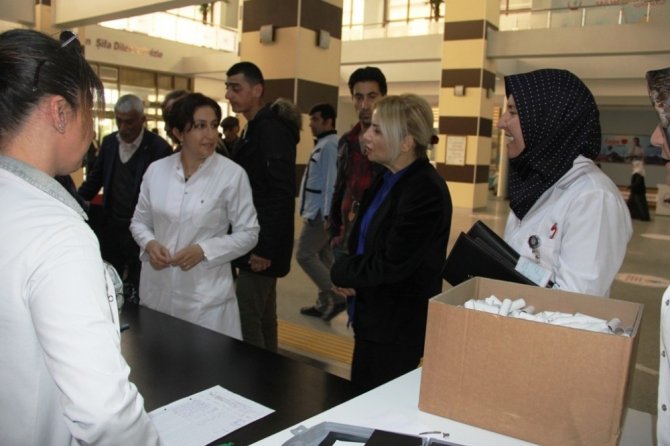 "karbonmonoksit ölçüm ile solunum fonksiyon testi" etkinliği gerçekleştirildi