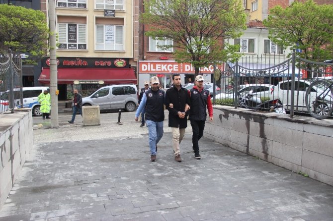 Eskişehir, Manisa ve Afyonkarahisar'da FETÖ şüphelileri adliyede