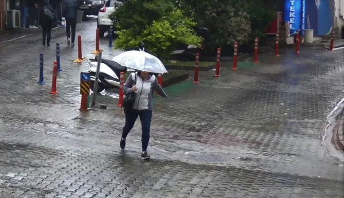 Tekirdağ’da gök gürültülü sağanak yağış