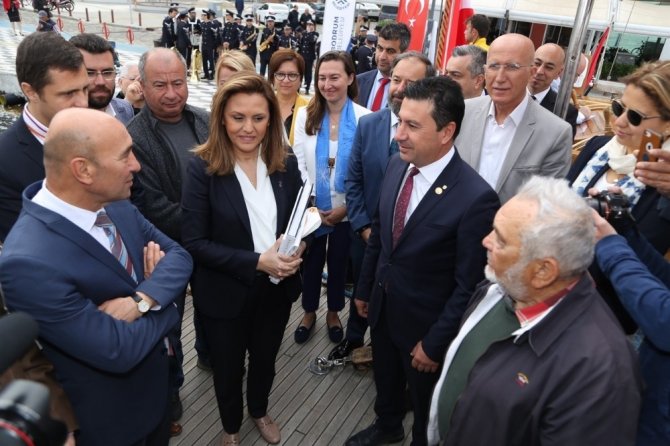 STS Bodrum okul gemisi Tunç Soyer’in de katılımıyla Çanakkale’ye uğurlandı