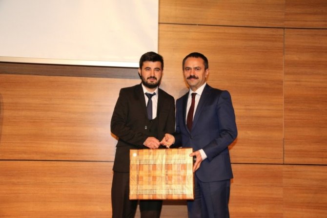 Nevşehir Hacı Bektaş Veli Üniversitesi’nde ’Kur’ân-ı Kerim Meâl Yarışması’ ödül töreni düzenlendi