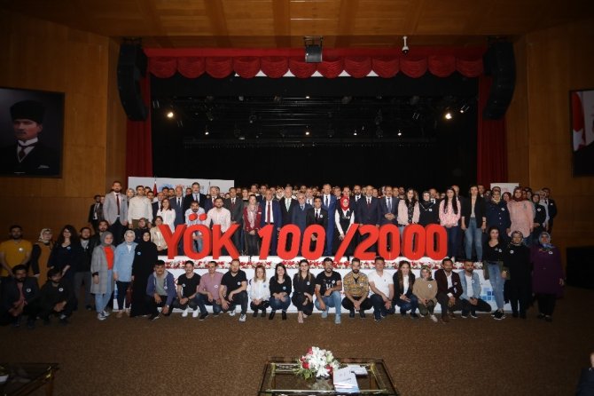 “100/2000 Projesi, Türkiye’yi bilimsel alanda söz sahibi olacak bir seviyeye taşıyacaktır”