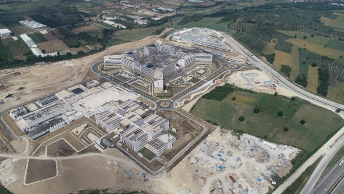 6 milyon kişiye hizmet verecek Bursa Şehir Hastanesi açılışa gün sayıyor