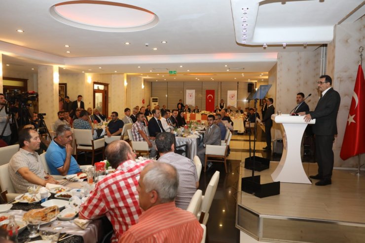 Bakan Dönmez: Yapılan çalışmalarla "Yeni Türkiye"nin inşa ediliyor