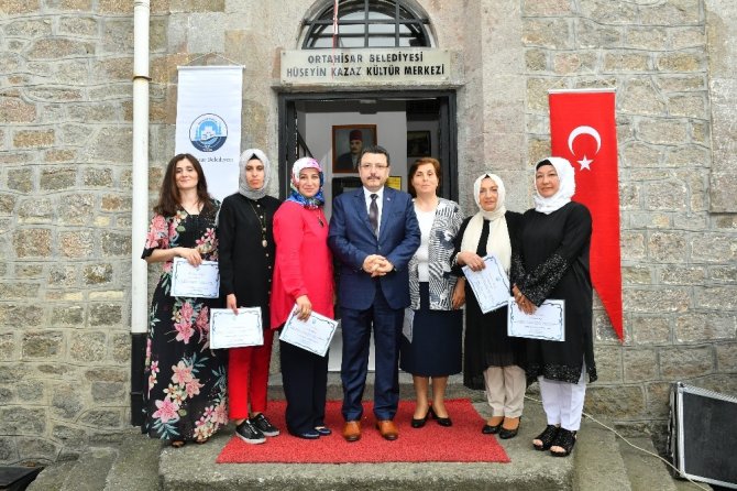 Ortahisar Belediye Başkanı Genç: “Açtığımız kurslar ile vatandaşlarımıza meslek öğretiyoruz”