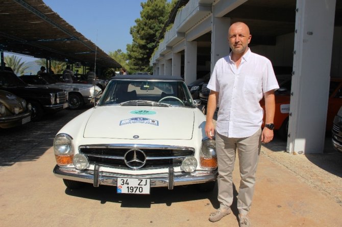 Milyon dolarlık klasik araçların yarışacağı "Tarihi Batı Anadolu Rallisi" Bodrum’dan start aldı