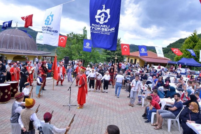 8 bin Yunan askerine karşı destan yazan Servetiye Cephesi şehitleri dualarla anıldı