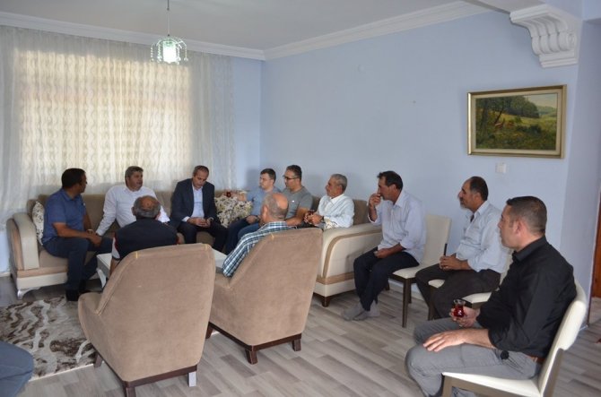 ”Uyumlu Bir Çalışmayla Mahallemizin Eksiklerini Gideriyoruz”