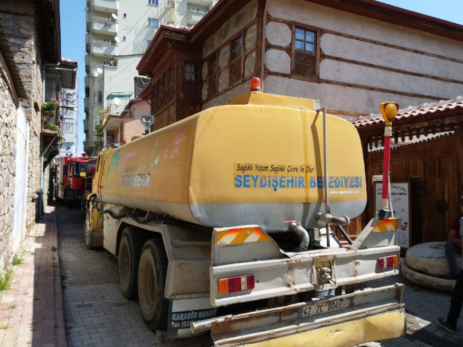 Seydişehir Adile Baysal Kültür Evi mutfağında yangın