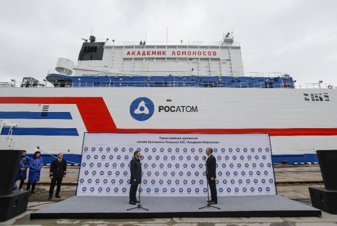 Akademik Lomonosov, Murmansk’tan Pevek’e doğru yola çıktı