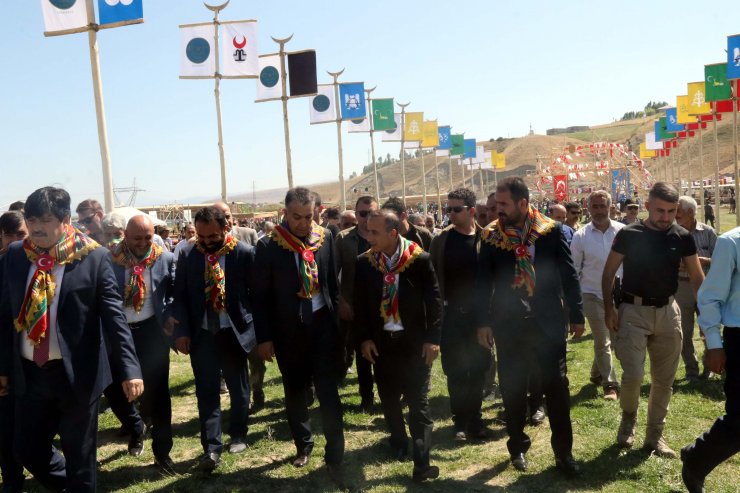 Malazgirt Zaferi'nin 948’inci yılı nedeniyle düzenlenen Ahlat-Avrasya Kültür şenlikleri başladı