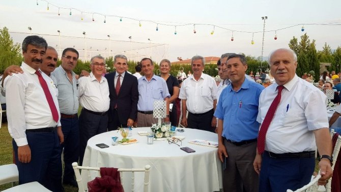 Kaymakam Küçük’ten Nazilli’ye sert veda; “Karikatür ekibi ve işbirlikçilerine hakkımı helal etmiyorum”