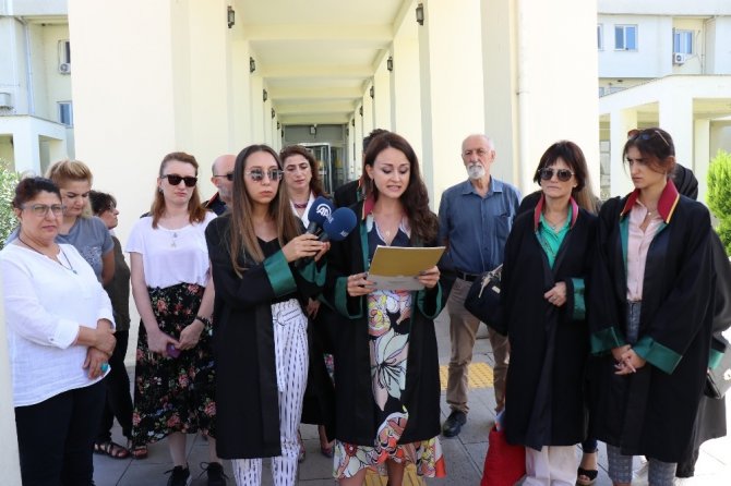 ”Ülkemizde son günlerde kadınlara yönelik şiddetin vahim bir şekilde arttığını görmekteyiz”