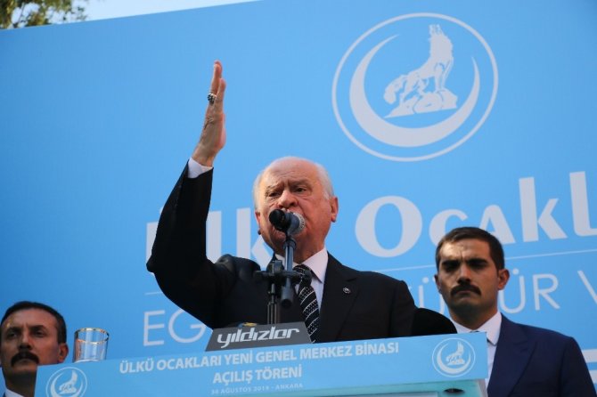 "Ülkü Ocakları aklın, ahlakın, adanmışlığın, anıt gibi yükselen millet ve vatan sevdasının kaynağıdır"