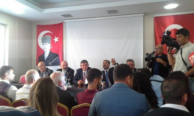 Metin Feyzioğlu; "Kadına şiddet, siyaset üstü bir mesele"