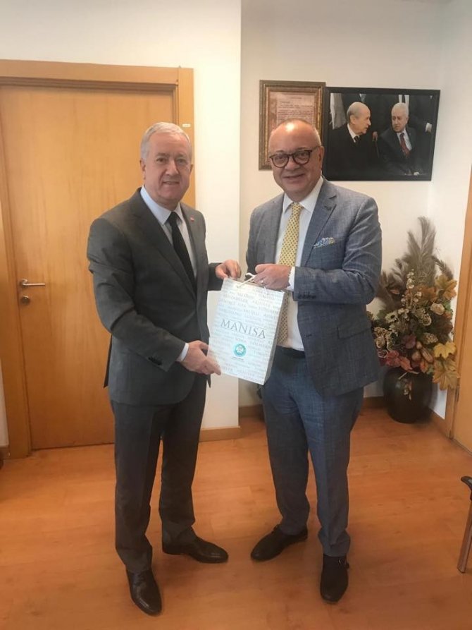 Manisa Büyükşehir Belediye Başkanı Ergün MHP Lideri Bahçeli’yi ziyaret etti