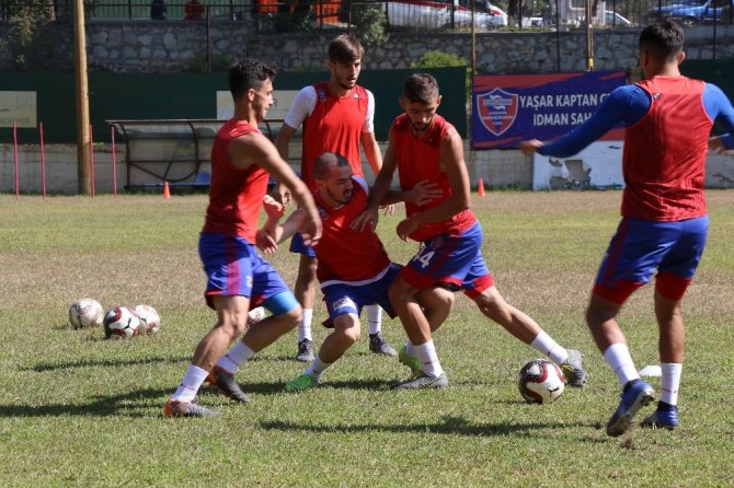 Karabükspor Teknik Direktörü Demirci: "Bütün hazırlıklarımız Vanspor maçından puanla dönebilmek için"