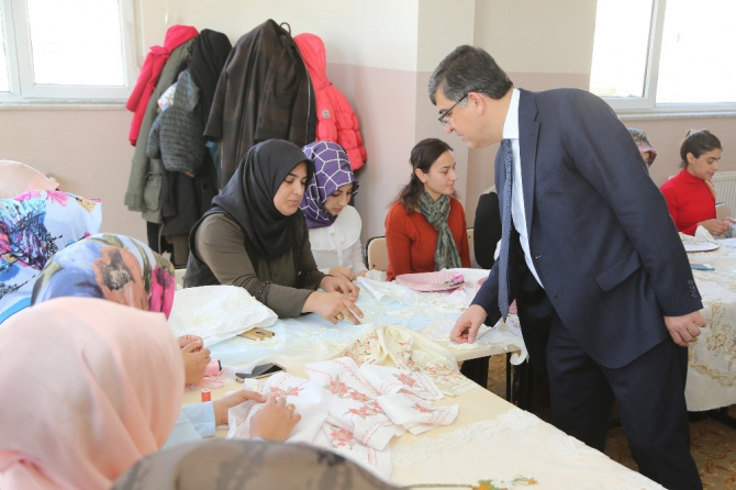 Şehitkamil’de yaklaşık 30 bin kişiye yaz eğitimi