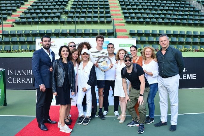 İstanbul Challenger’da zafer Humbert’in