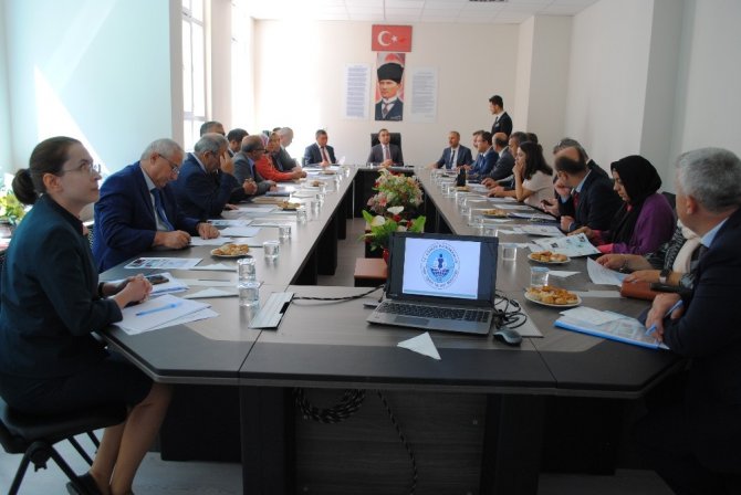 Eğirdir’de, İlçe Hayat Boyu Öğrenme, Halk Eğitimi Planlama ve İşbirliği Komisyonu Toplantısı
