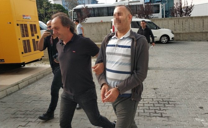 FETÖ’nün yurt dışından gelen paralarını örgüt üyelerinin ailelerine ulaştıranlara operasyon: 4 gözaltı