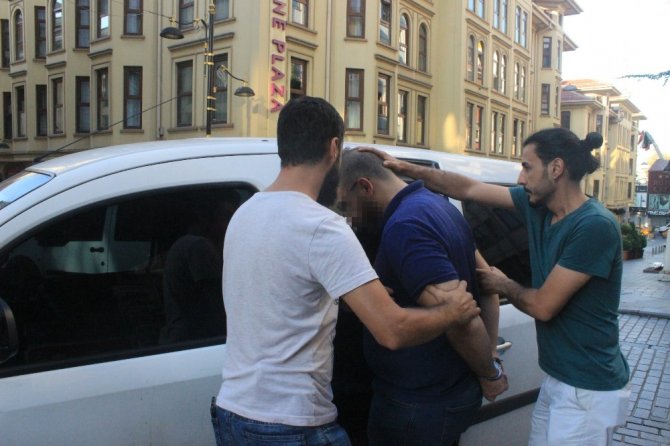 İstanbul’da DEAŞ operasyonu; örgütsel dokümanlar ve para sayma makinesi ele geçirildi!