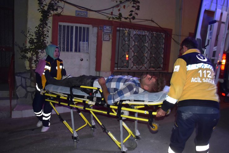 KÜTAHYA'da feci kaza! Otomobil elektrik direğine çarptı: 1 ölü, 3 yaralı