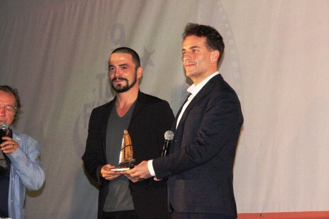 “Çok paranızın olması size yeni arkadaşlar yerine kaliteli düşmanlar kazandırabilir”