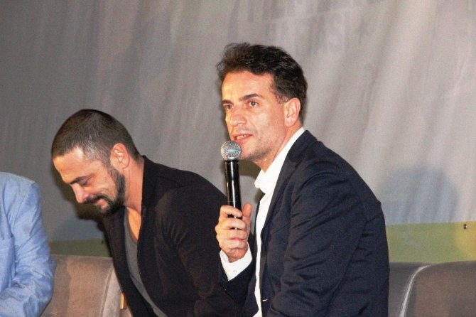 “Çok paranızın olması size yeni arkadaşlar yerine kaliteli düşmanlar kazandırabilir”