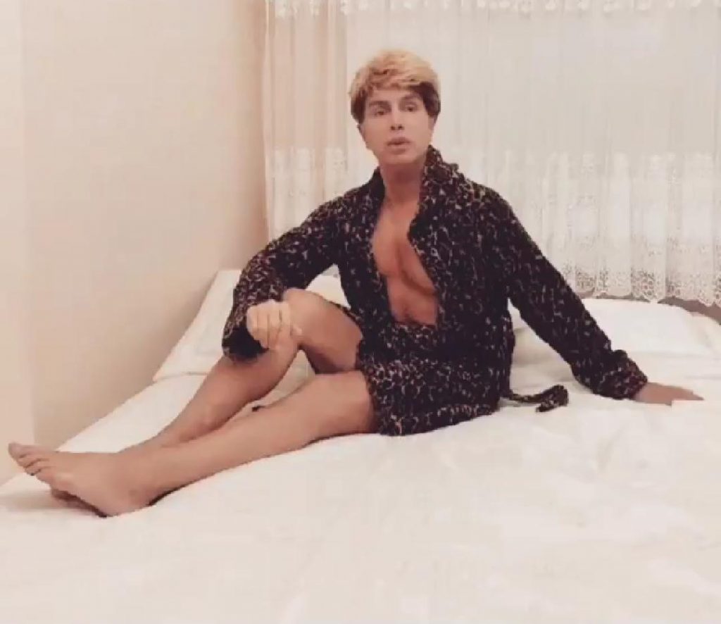 Yılmaz Morgül Instagram paylaşımı | Yılmaz Morgül yatak pozu | Yılmaz Morgül Kimdir?